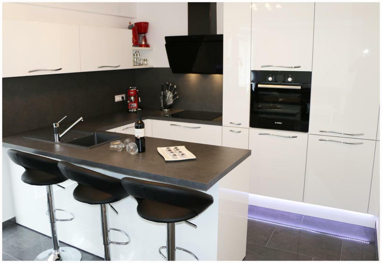 Apartman Loretta Primošten المظهر الخارجي الصورة